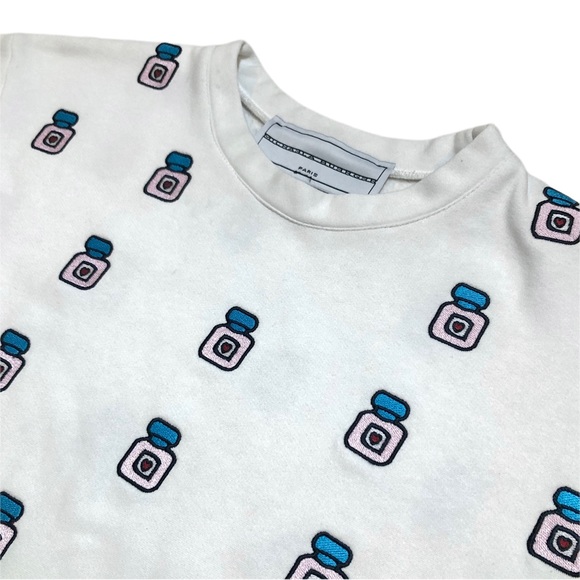 Michaela Buerger White Heart Perfume Bottle Crewneck Sweatshirt Top Women Small - Picture 6 of 15